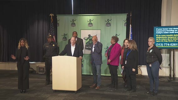 Detroit officials discuss catastrophic water main break