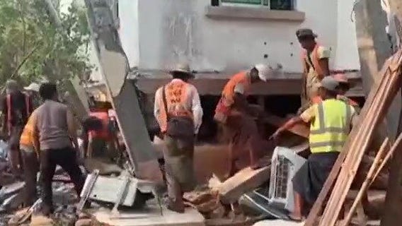 Myanmar earthquake death toll climbs