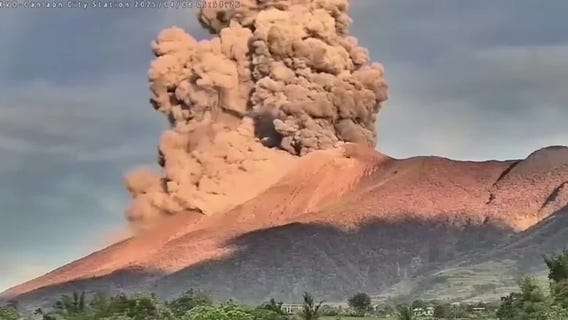 Philippines' Kanlaon volcano erupts