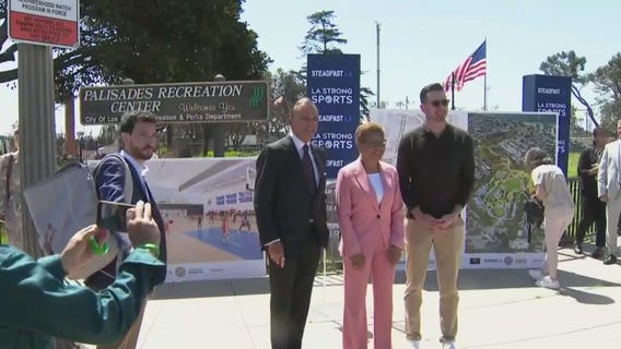 Palisades rec center rebuild plans announced