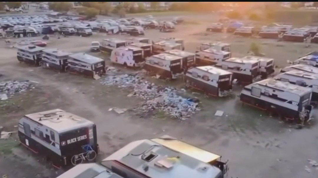 Vacant lot packed with RVs ordered cleared