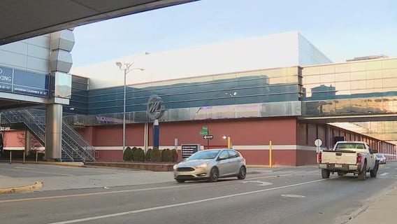 Man robbed of thousands outside Detroit casino