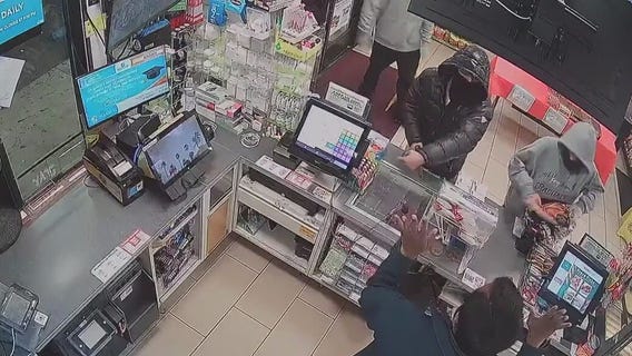 Gunmen rob five 7-Elevens in one night