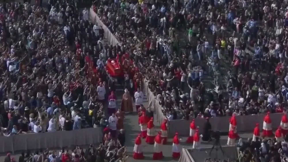 Public viewing for Pope Francis