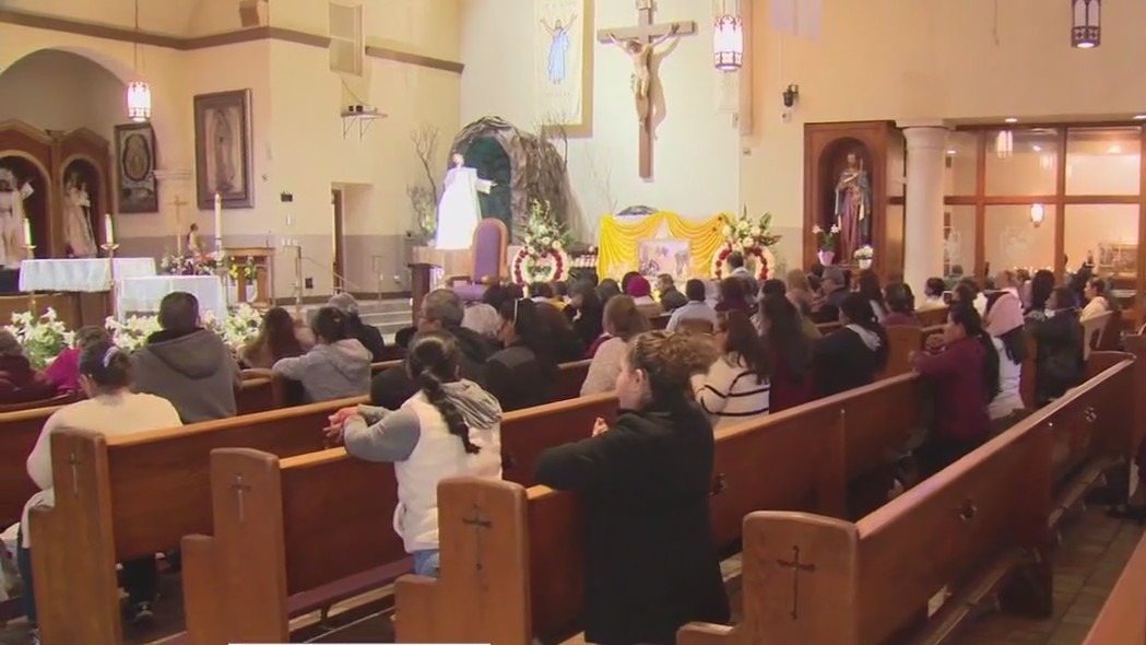 Angelenos react to Pope Francis' death