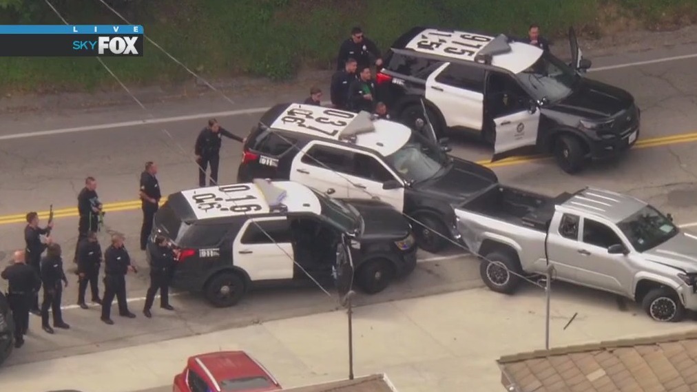 Slow-speed pursuit ends in standoff | FOX 11 Los Angeles