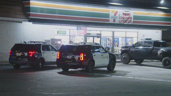 Armed robbers hit 7-11 in Covina