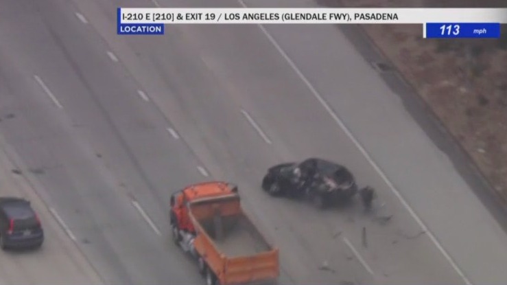 Pursuit ends in violent crash on 210 Freeway in Pasadena | FOX 11 Los ...