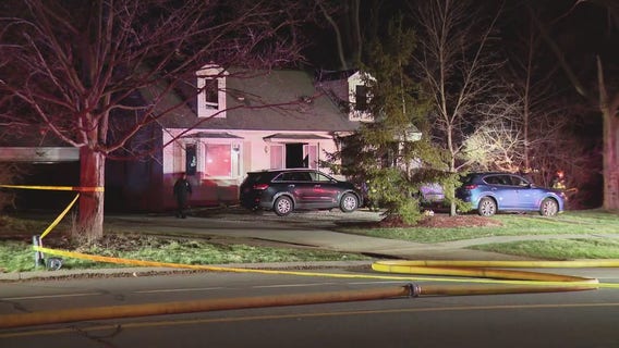 12 hurt in Farmington Hills house fire