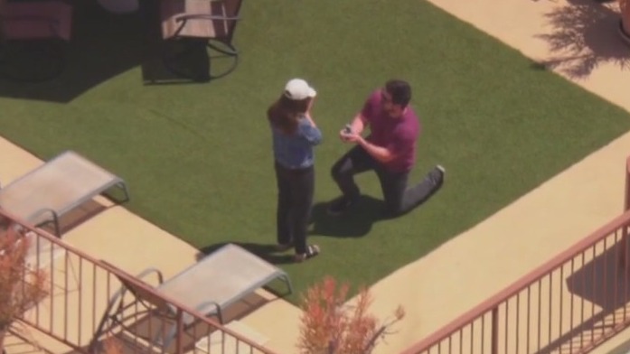 Man proposes to girlfriend live on GDLA+