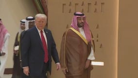 Trump resumes Middle East tour