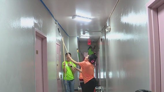 Detroit volunteers mobilize to help fix up transitional home