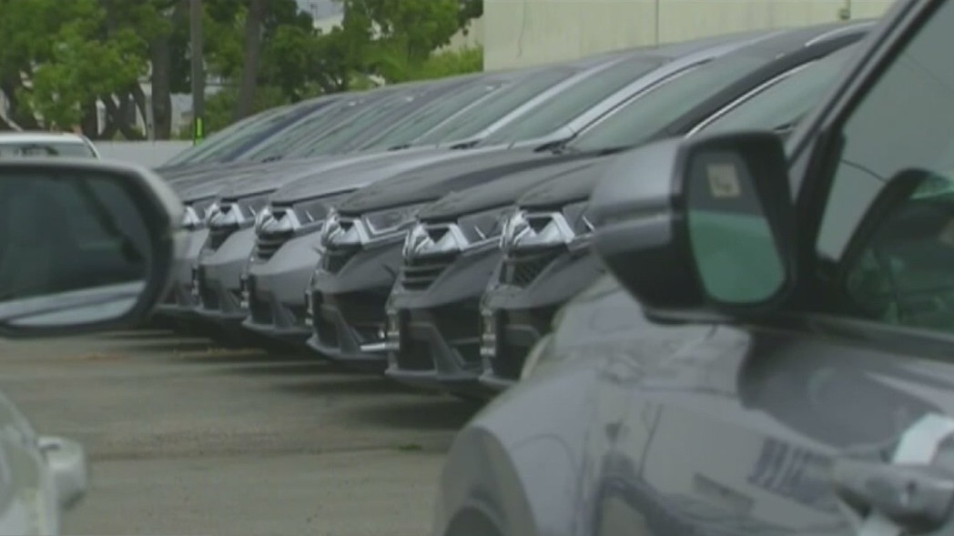 Trump tariff turmoil leads to Ford offering customers employee discount