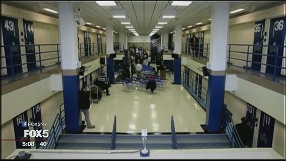 Rikers Island jail closure planned