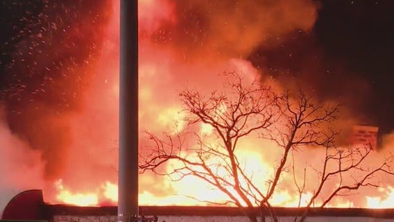 Southfield market destroyed in fire