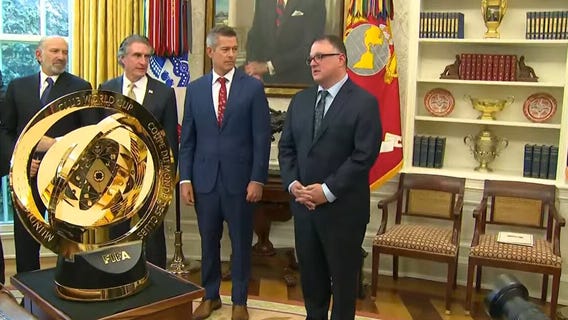 Whitmer, Speaker Matt Hall meet with Trump over Selfridge, Asian carp