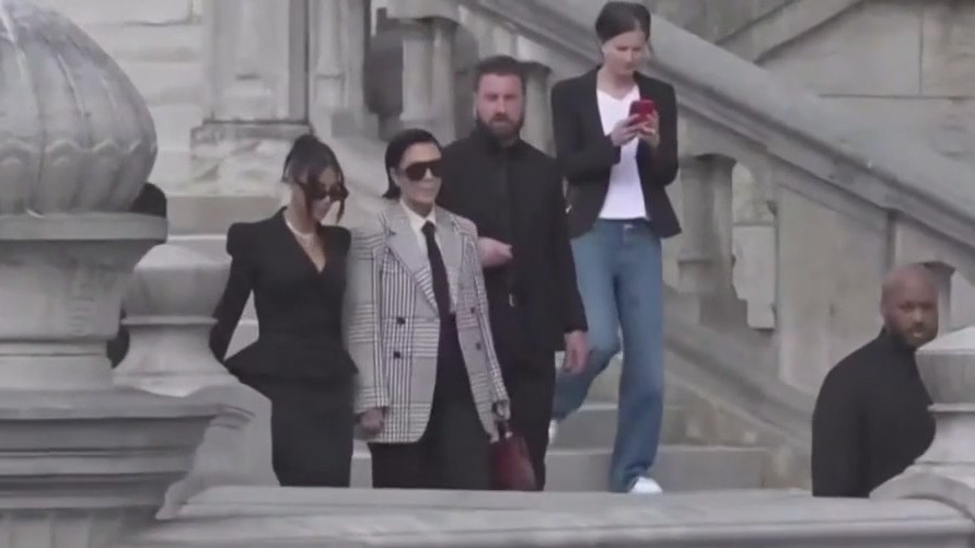8 convicted of robbing Kim Kardashian in Paris