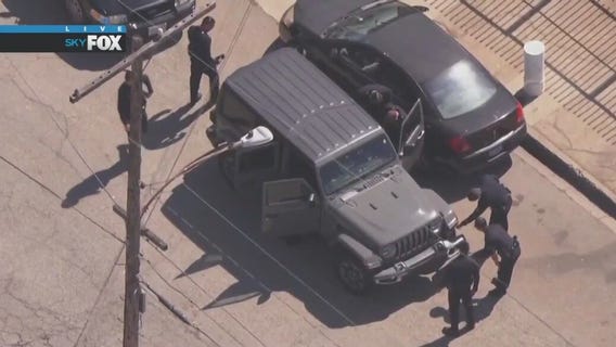 Hawthorne pursuit: Two arrested in suspected stolen Jeep