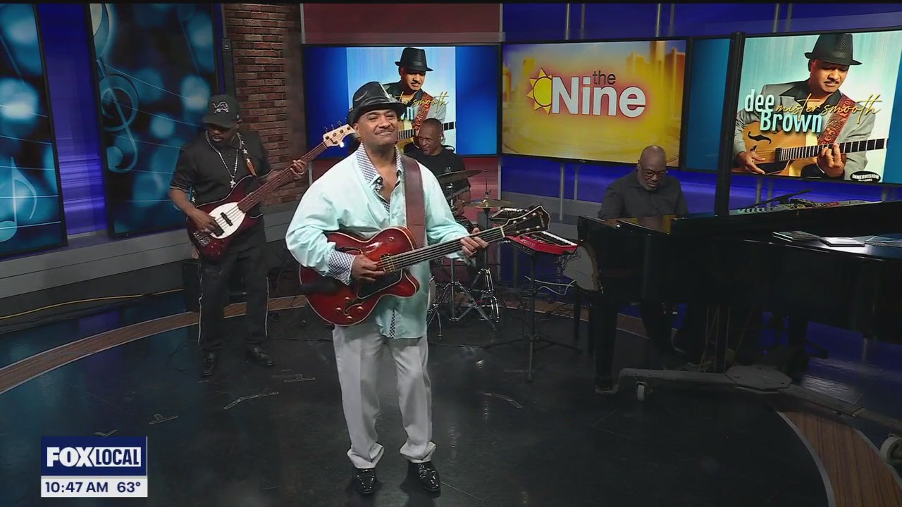 Groove jazz guitarist Dee Brown releases his sixth album, "Mr. Smooth"