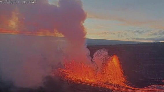 Mount Kilauea erupts in Hawaii