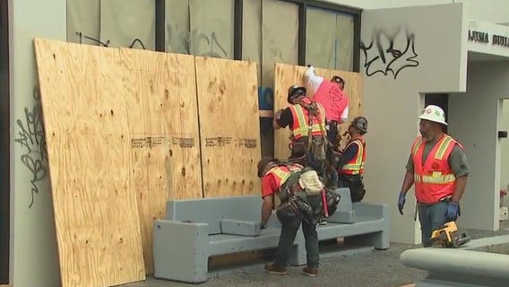 Crews board up windows in Little Tokyo