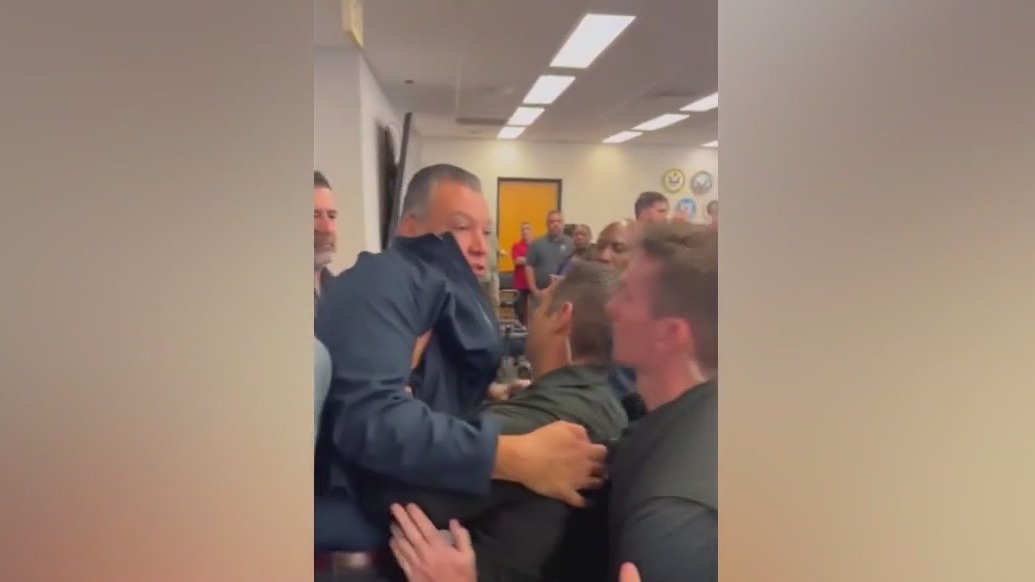 Sen. Padilla dragged out of immigration briefing