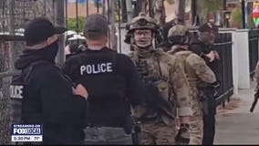 California may ban feds from wearing masks