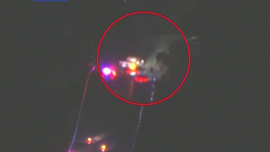 Police chase ends in Newhall on 5 Freeway