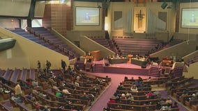 Detroit mayoral candidates speak during forum