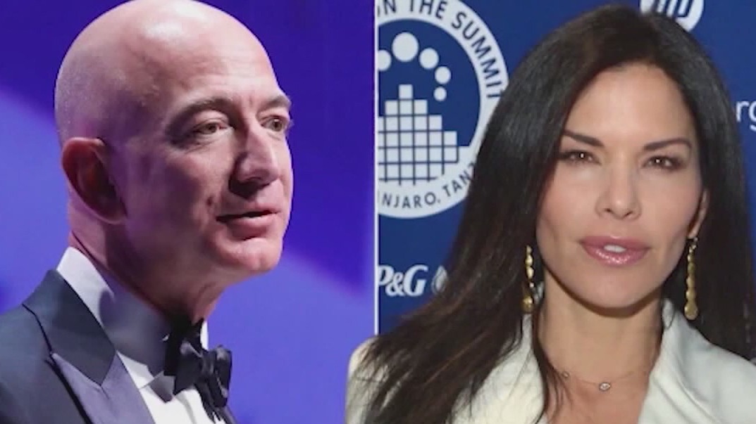 Jeff Bezos, Lauren Sanchez arrive in Venice