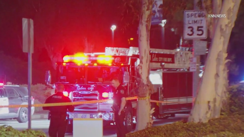 2 hospitalized after CHP patrol car slams into tree | FOX 11 Los Angeles