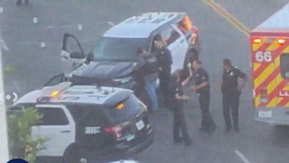 Suspect killed in police shooting in Hyde Park