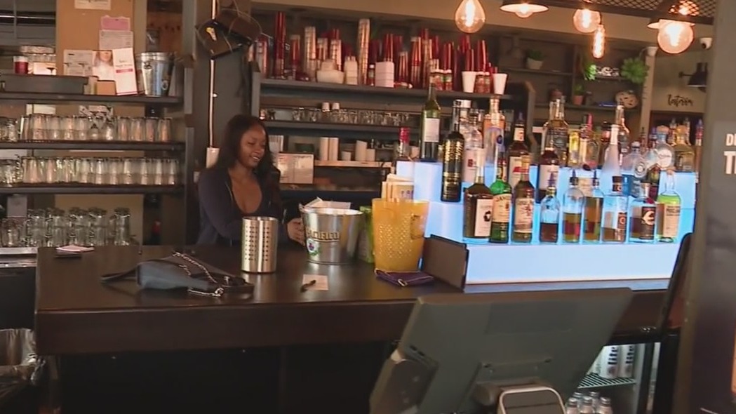 Detroit businesses cashing in on upcoming Grand Prix