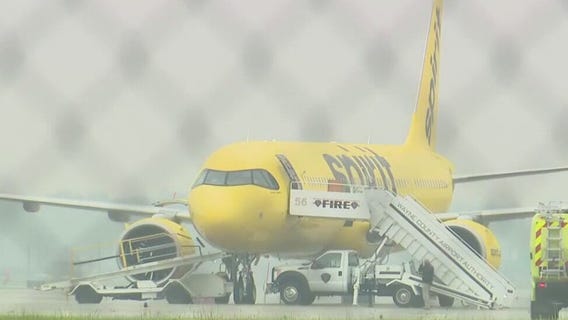 Bomb threat forces plane evacuation at Detroit Metro