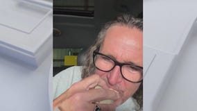 Stu reviews Del Taco's 'pickle taco'