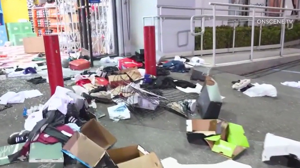 More looting in LA street takeovers
