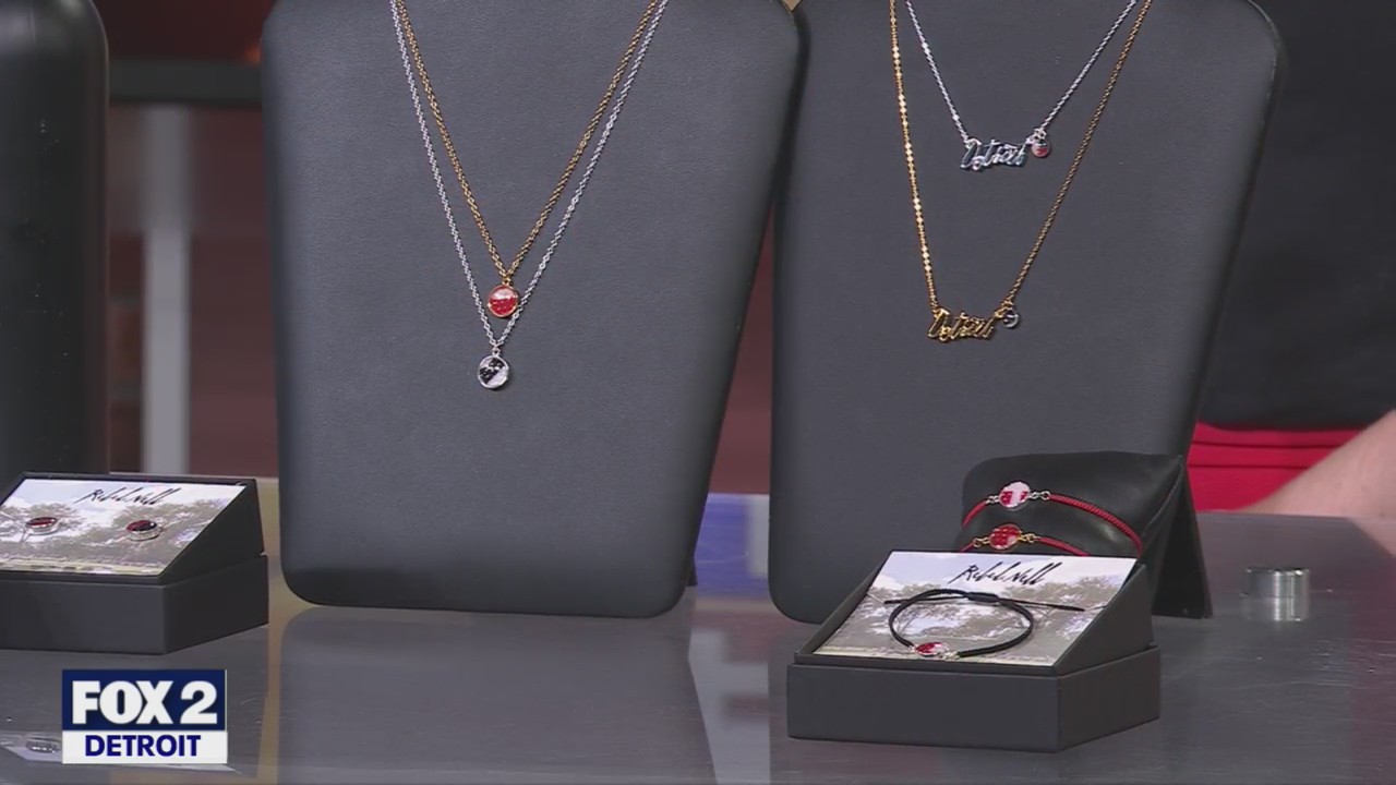 Rebel Nell showcases new collection