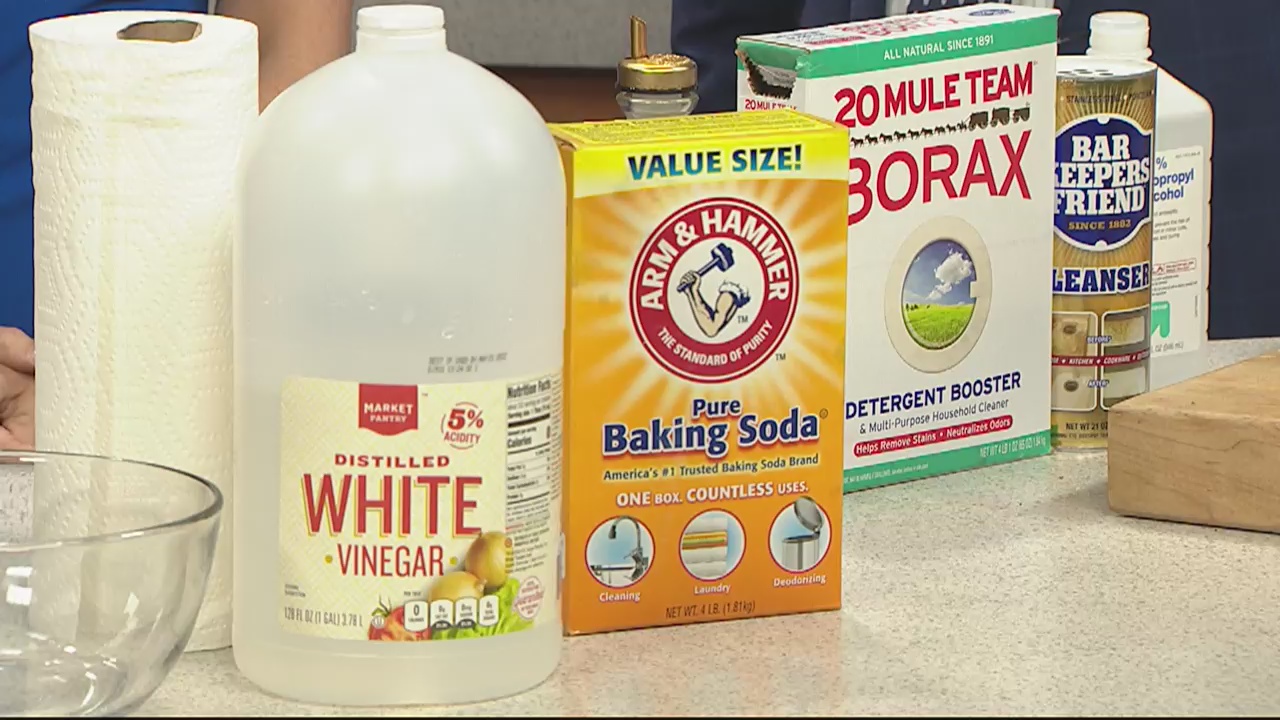 Jill of All Trades shows us best method for cleaning your cooktop