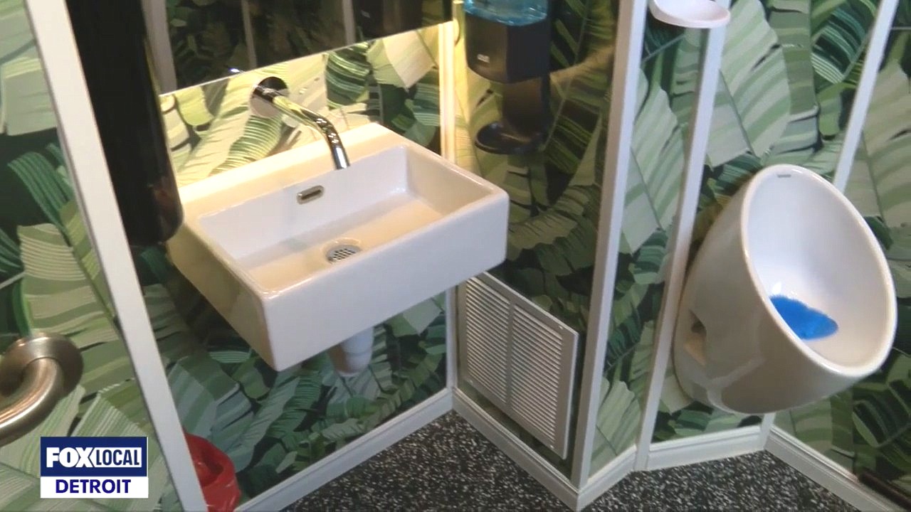 Throne Labs debuts smart portable toilets