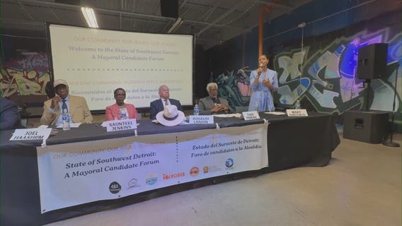 Detroit mayoral candidates attend community forum