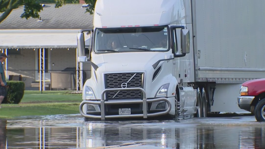 Rain floods streets in St. Clair Shores
