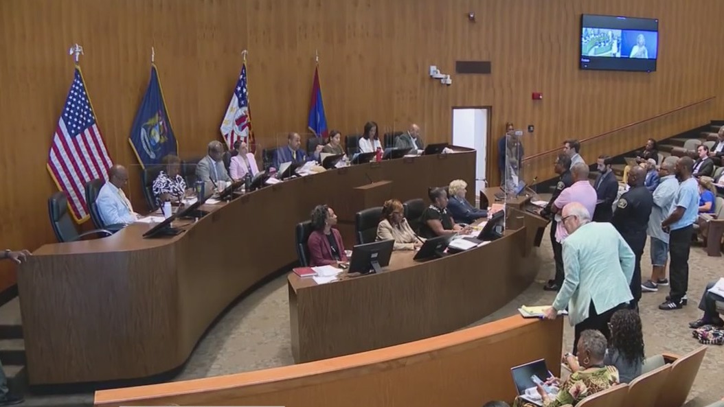 Detroit increases fine for teen curfew violations