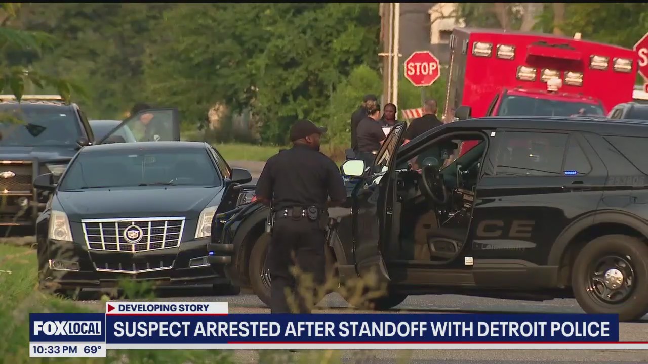 Barricaded situation lasts more than 3 hours on Detroit's west side