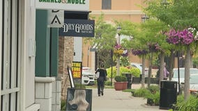 Metro Detroit man accused of exposing himself to young girls arrested