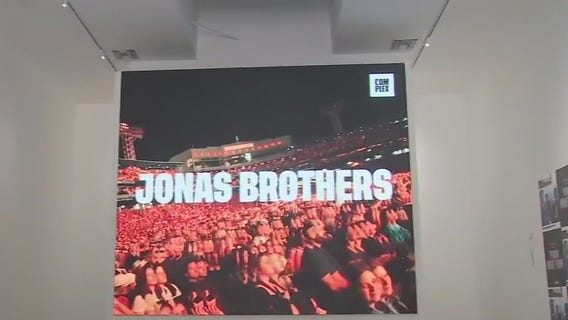 Jonas Bros fans line up for special pop-up event in LA
