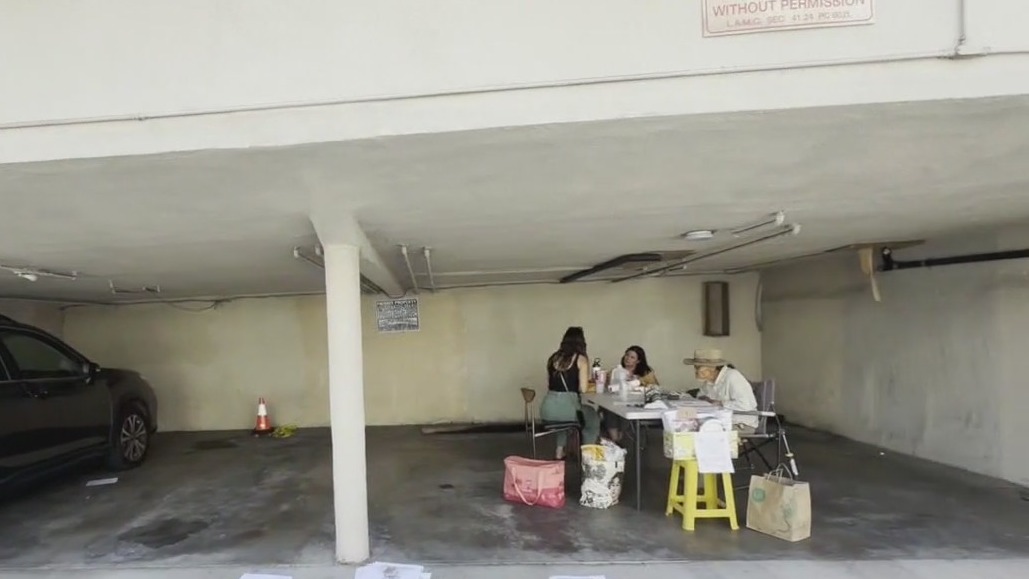 Residents stage sit-in to protect Ktown parking