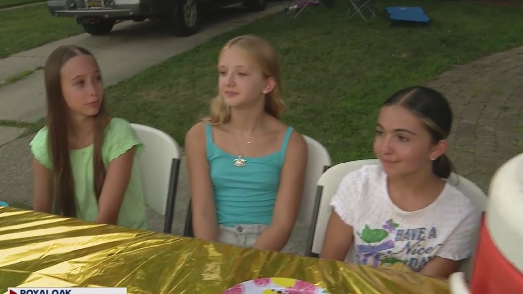 Girls donate lemonade stand money to family of 6-year-old boy killed in drive-by