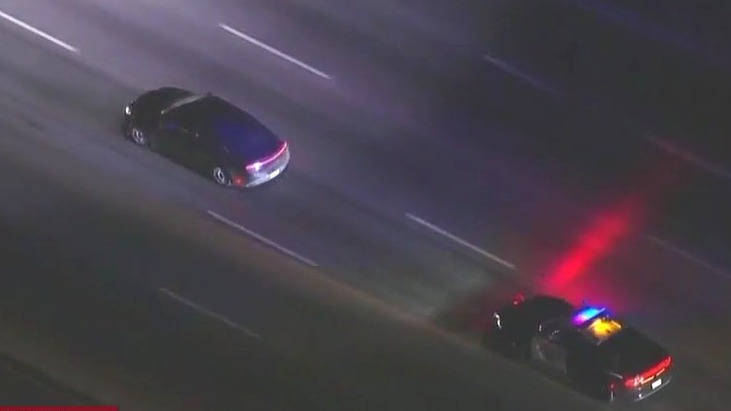 Police chase along 5 Freeway in Los Angeles
