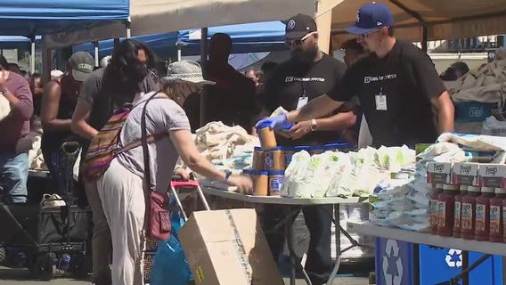 Altadena fire victims get help from Dream Center, Tony Robbins