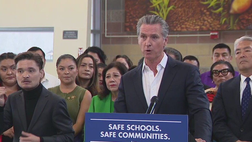 Newsom signs law countering Trump's ICE raids